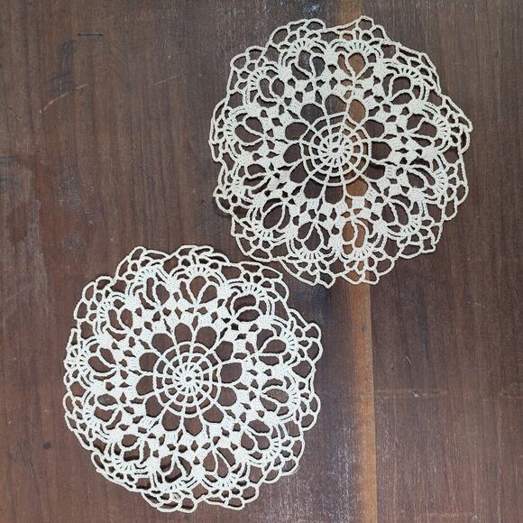 Vintage Crochet Doilies 5.5 Inch Round SET OF 2 Beige - Picture 3 of 3